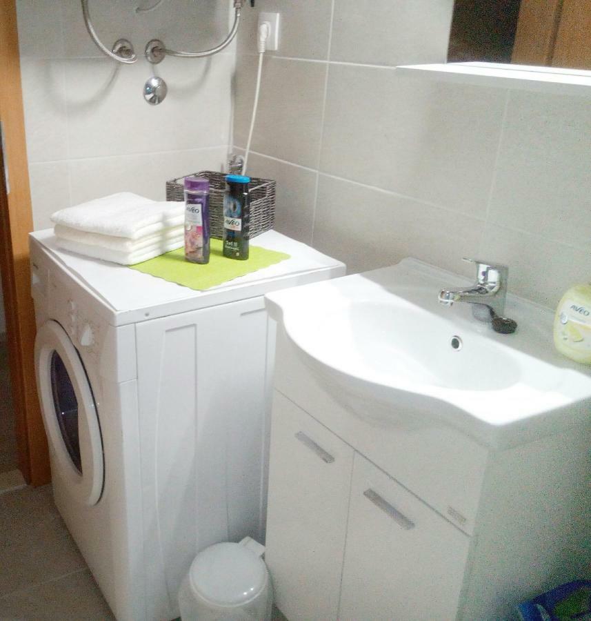 Pavlic 2 Apartment Omis Bagian luar foto